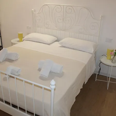 Daire 2000 Holidays