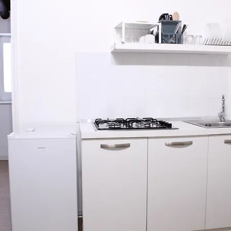 2000 Holidays Apartman *