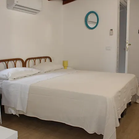 Apartment 2000 Holidays Terrasini